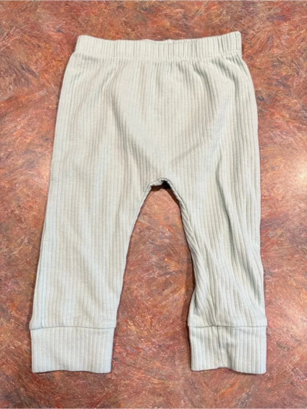🤑EU Carter's Ribbed Knit Light Green Pants with Butterfly Bottom🤑